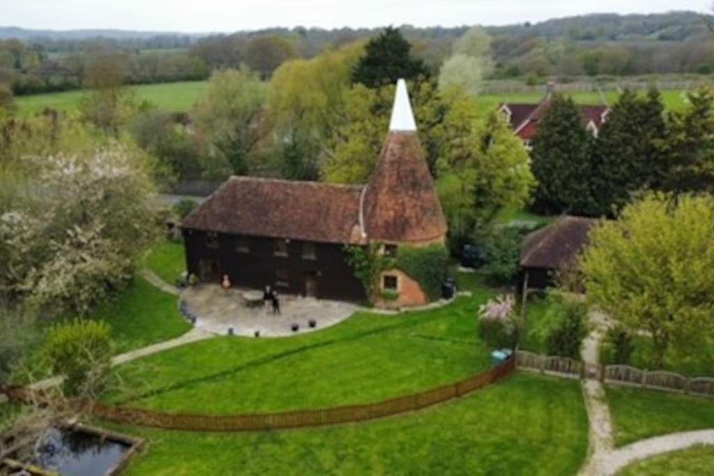 Charming Picturesque Cottage - Nr Tenterden & Rye, Pets Welcomed Rolvenden Exterior photo