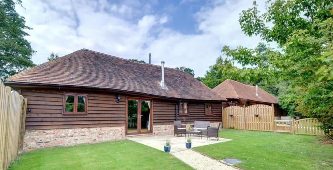 Charming Picturesque Cottage - Nr Tenterden & Rye, Pets Welcomed Rolvenden Exterior photo